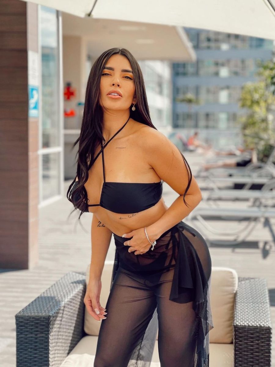 Modelo Dania Méndez