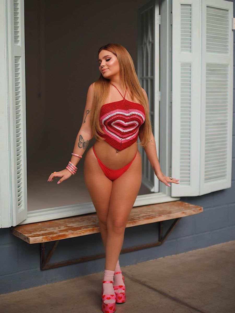 Dez vezes que Viih Tube posou de&nbsp;biquíni